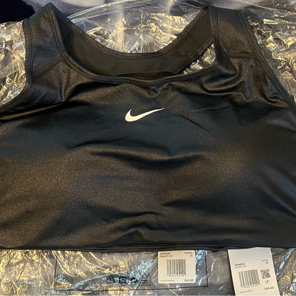 Women nike padded bra brand new